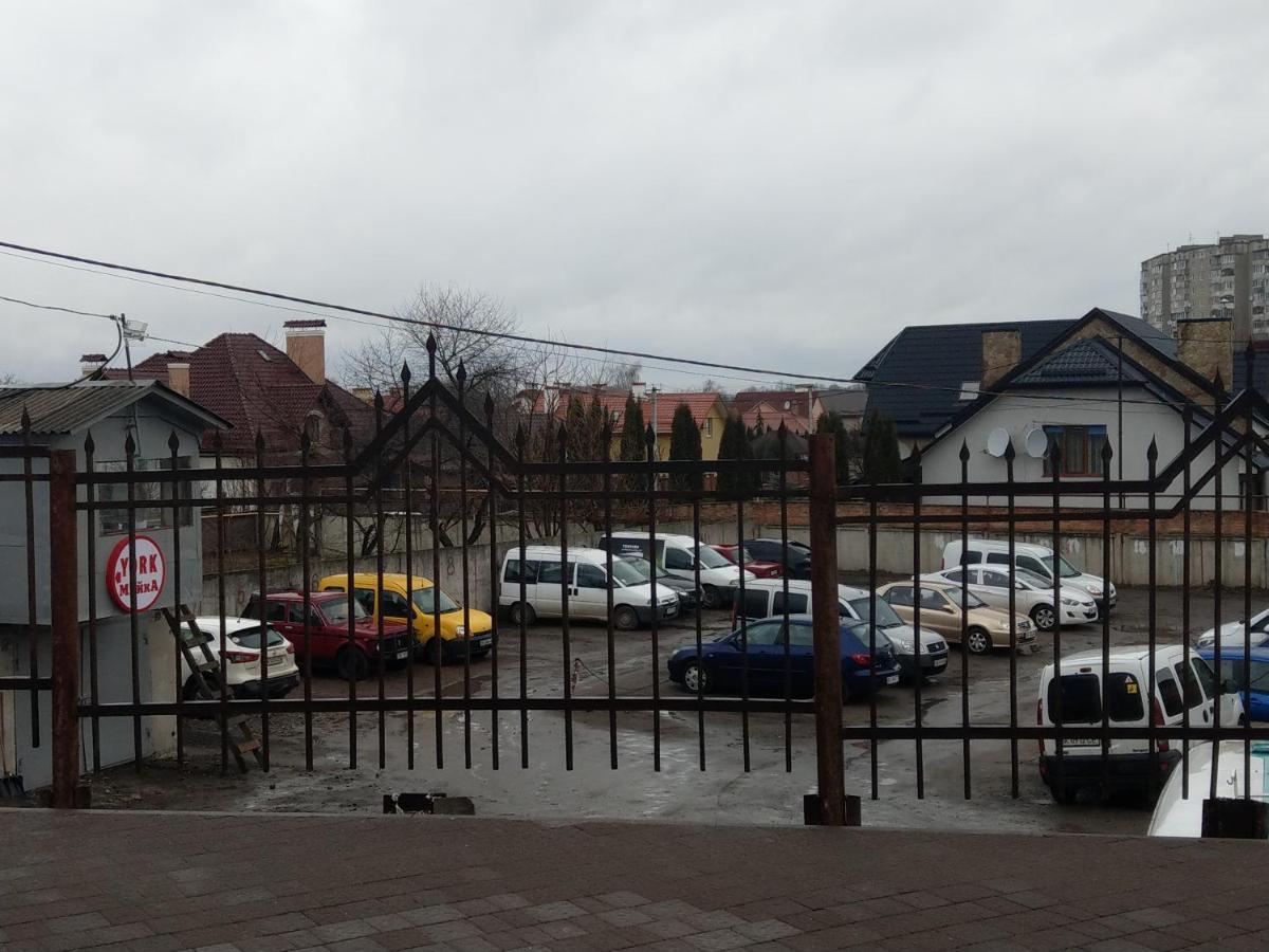 Однокімнатна Квартира В Новобудові По Мельника Rivne Luaran gambar