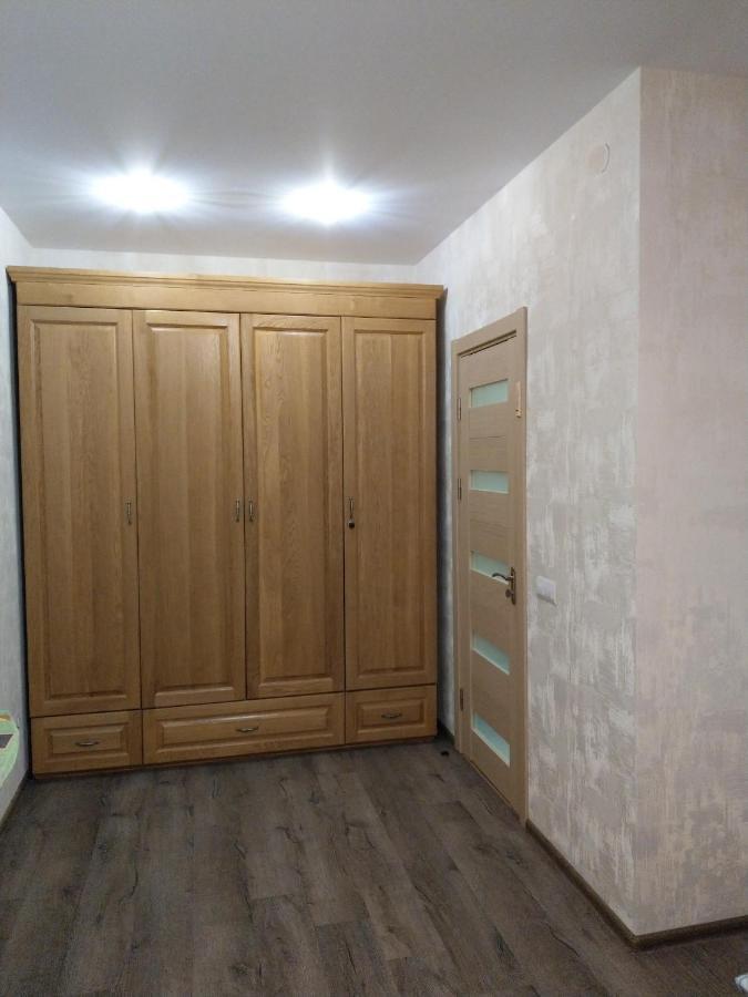 Однокімнатна Квартира В Новобудові По Мельника Rivne Luaran gambar